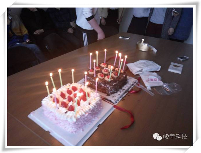 峻宇为员工庆祝生日